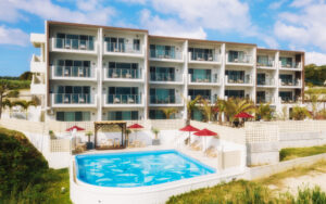 沖縄コンドミニアムリゾートホテル | HIDEOUT OKINAWA URUMA